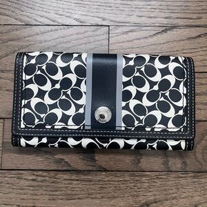 Coach Chelsea Trifold Monogram Leather Black Wallet